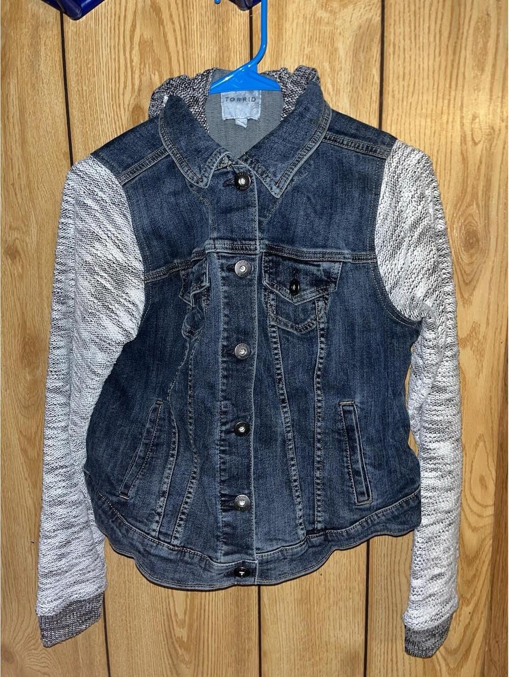 Womans Torrid Size 00 Blue Jean Biker Jacket Knit Grunge Hood & Sleeves